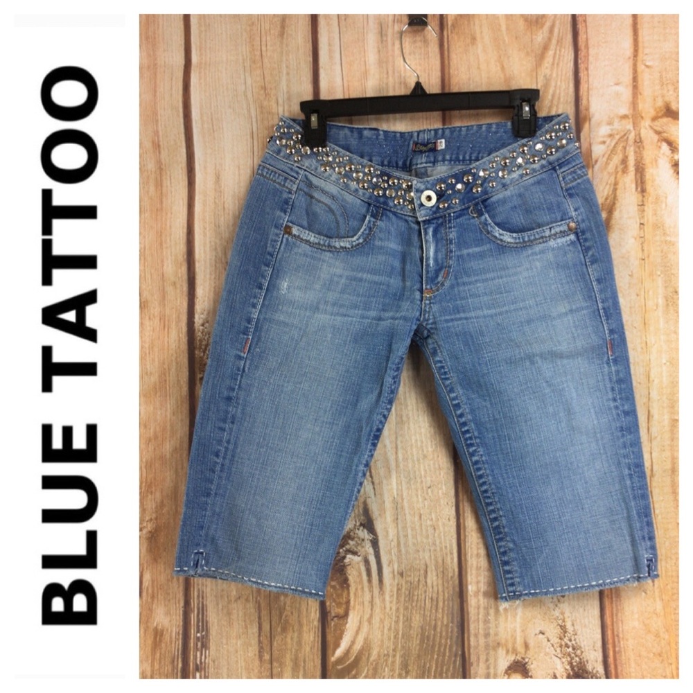 💸Blue Tattoo studded bermuda jean short size 29